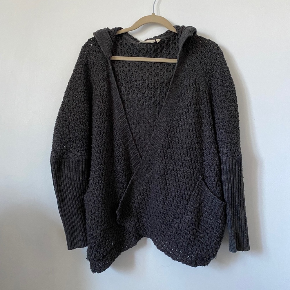 Grey cardigan
